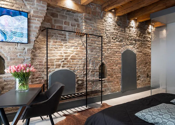 Officine Cavour Casa Dei Leoni Centro Storico Padova