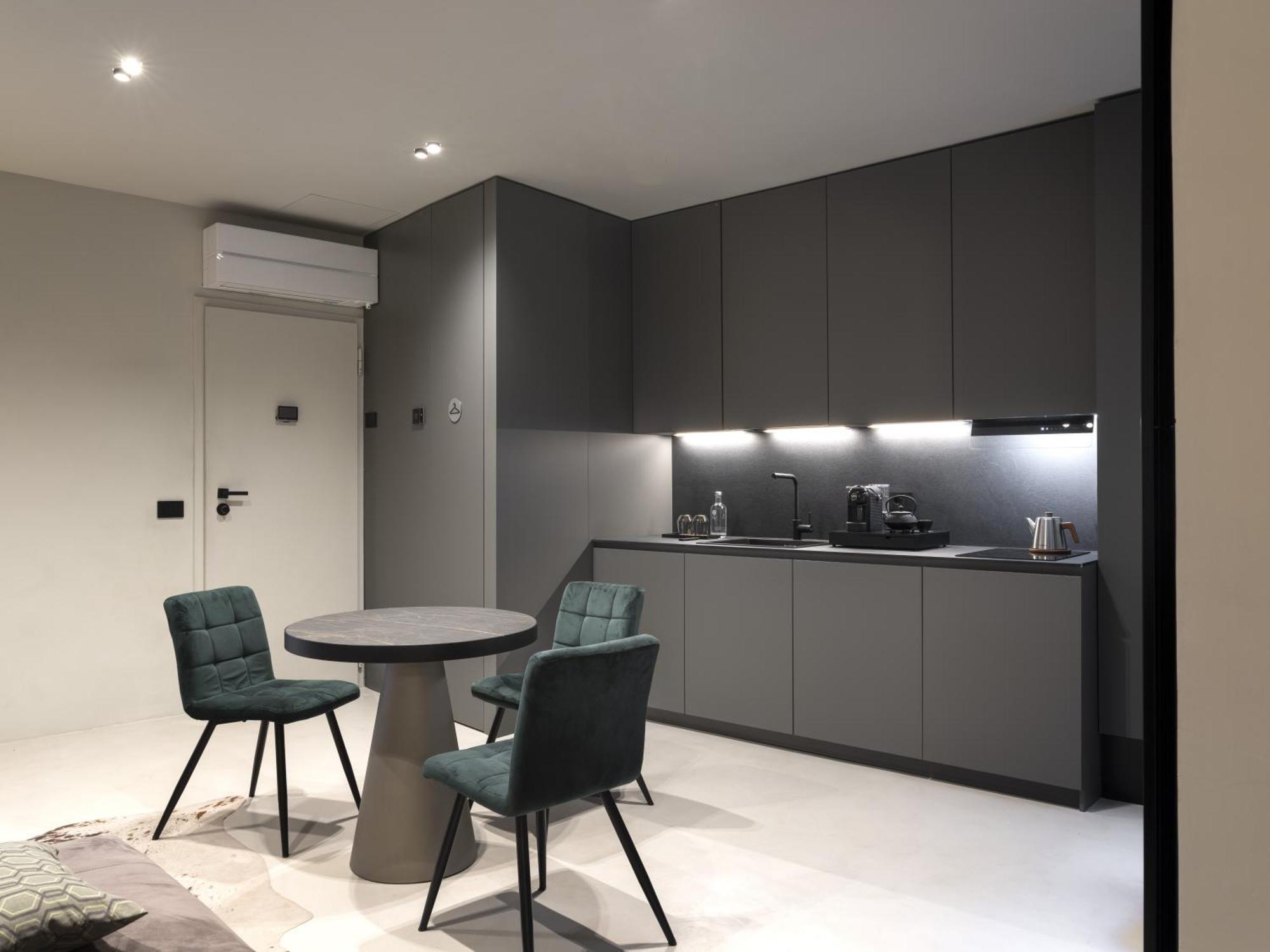 Apartment Officine Cavour Casa Dei Leoni Centro Storico *